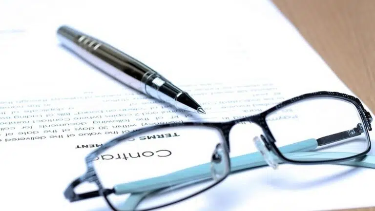 faire du contrat après le décès de l'employeur